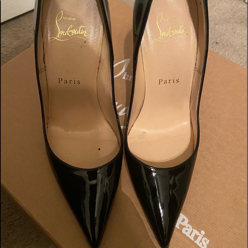 Christian Louboutin So Kate